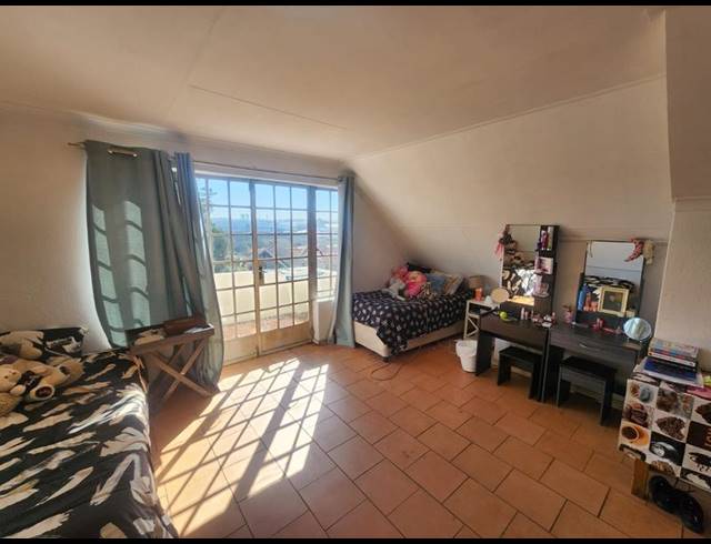 3 BEDROOM HOUSE FOR SALE IN ELANDSHAVEN